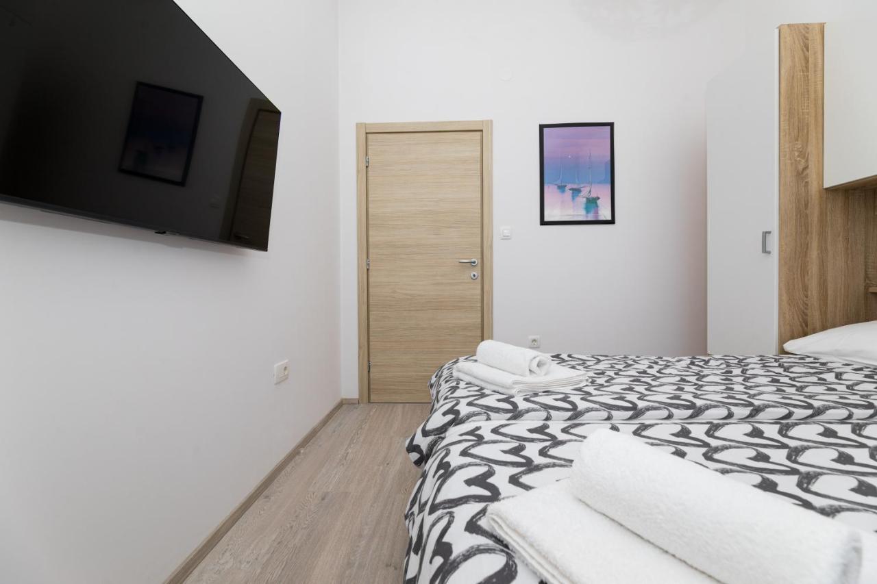 Apartments Jana Salatic Exterior photo